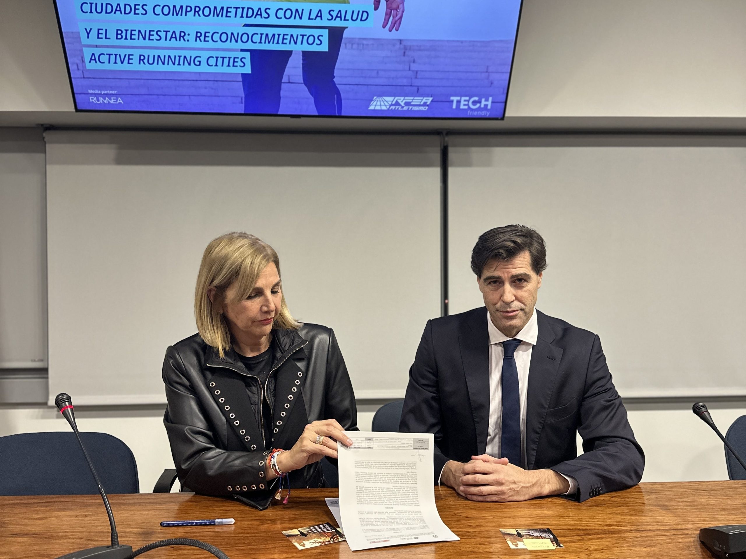 El Cabildo de Tenerife y la Real Federación Española de Atletismo firman el convenio de ARC